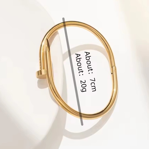 Juste En Clou Nail Gold Stainless Steel Waterproof Minimalist Bracelet - Picture 7 of 8